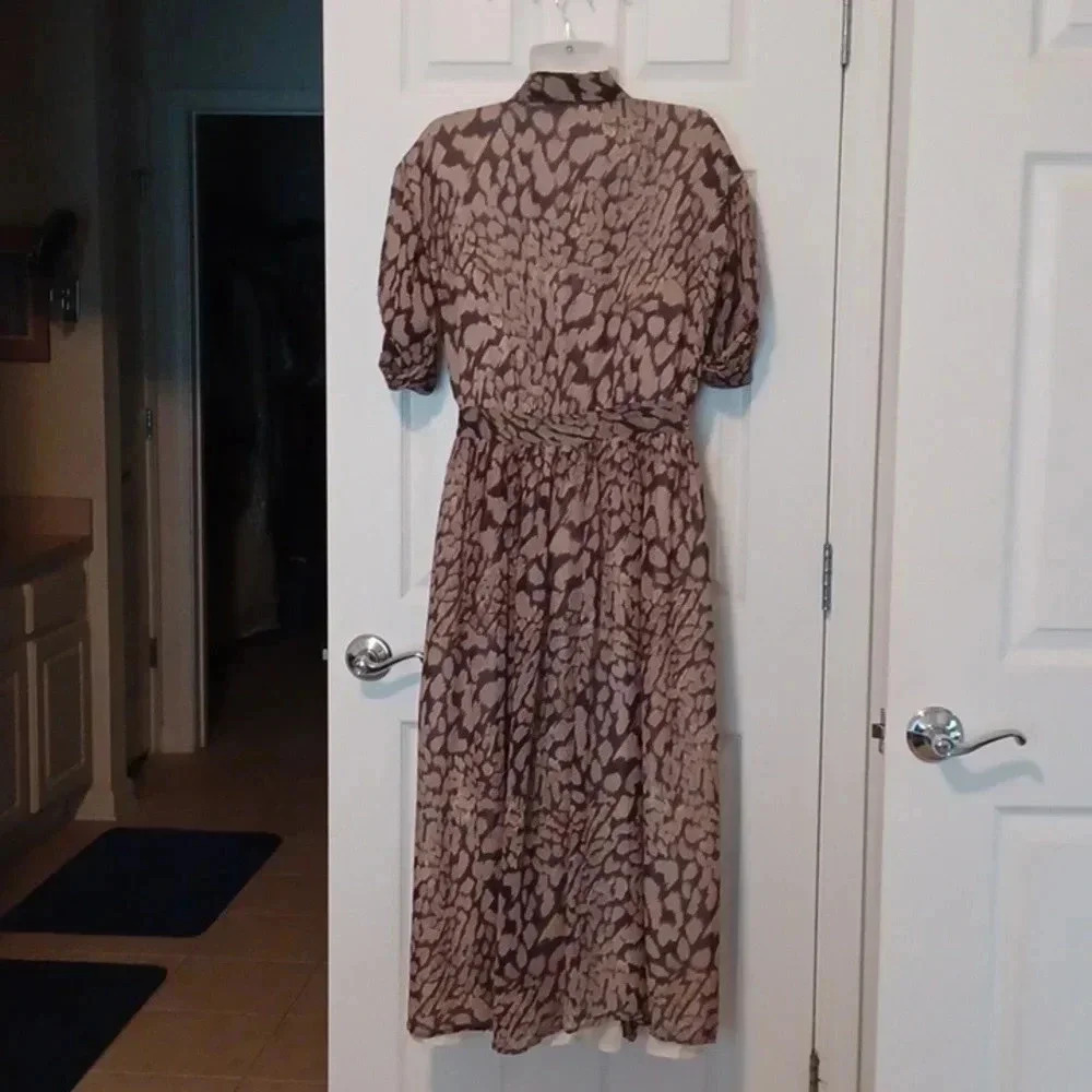 - NewPort News NICE button-down dress with pockets and cute sleeves Women's 4 - Picture 6 of 12